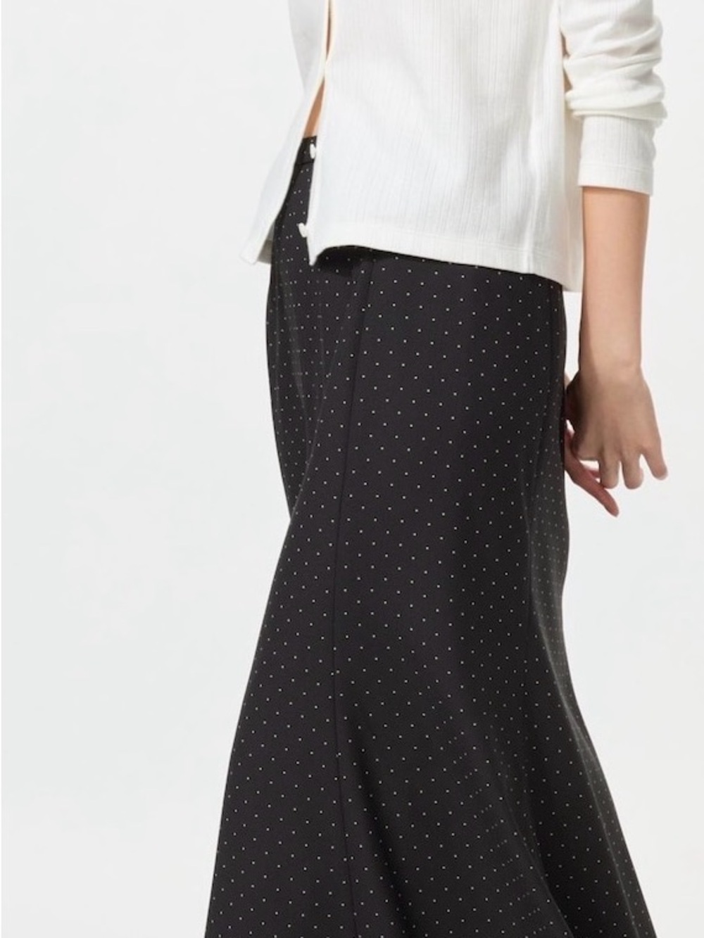 Uniqlo Classic Black Polka Dot Maxi Skirt
